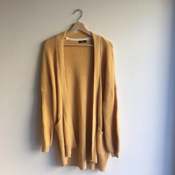 Urban Outfitters Sweaters - UO BDG CARDIGAN